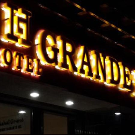 Hotel Grande 51 Navi Mumbai Eksteriør bilde